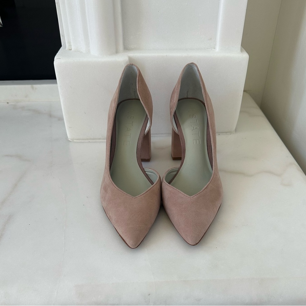 1. STATE Pink pumps size 5.5